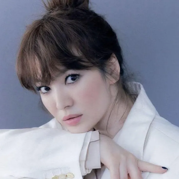 Recent activity shot of Song Hyekyo