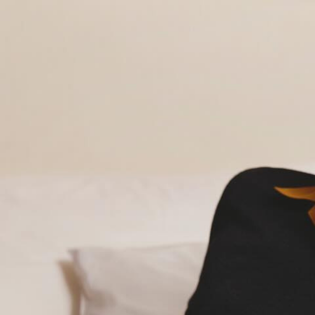 Latest photo of Pond Naravit Lertratkosum