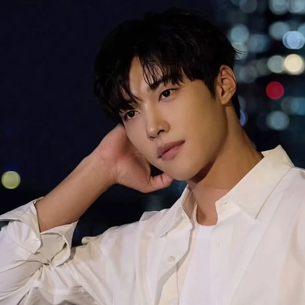 Behind-the-scenes cut of Woo Dohwan