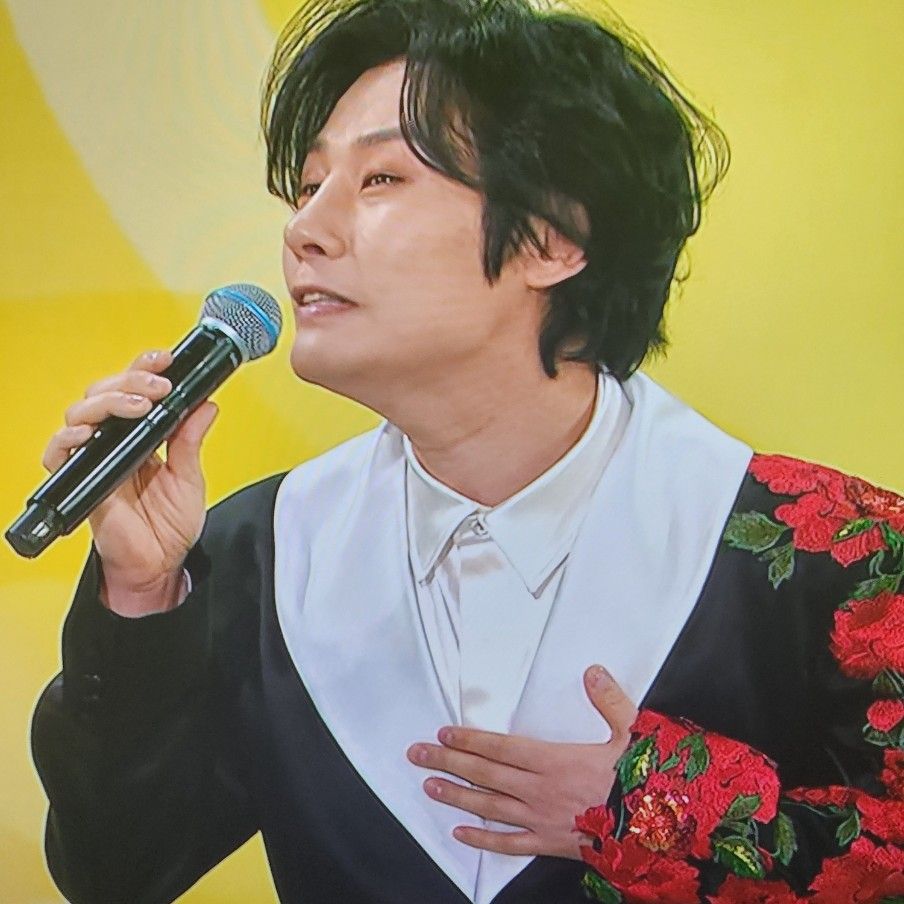 Behind-the-scenes cut of Kang Moonkyung