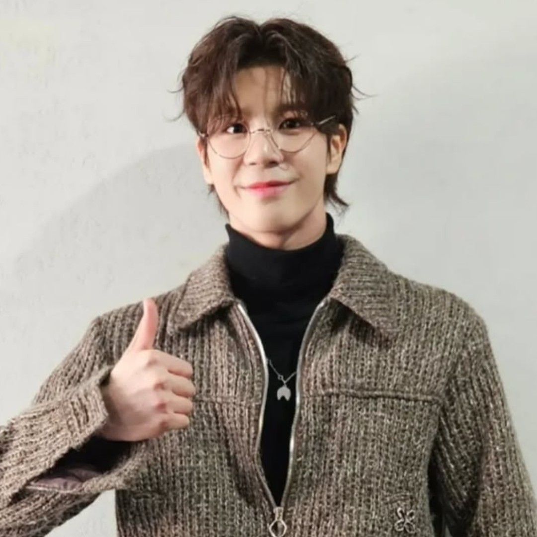 Cuplikan di balik layar dari Jeong Dongwon