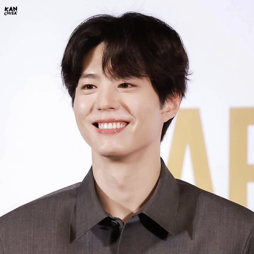 Recent activity shot of Park Bogum