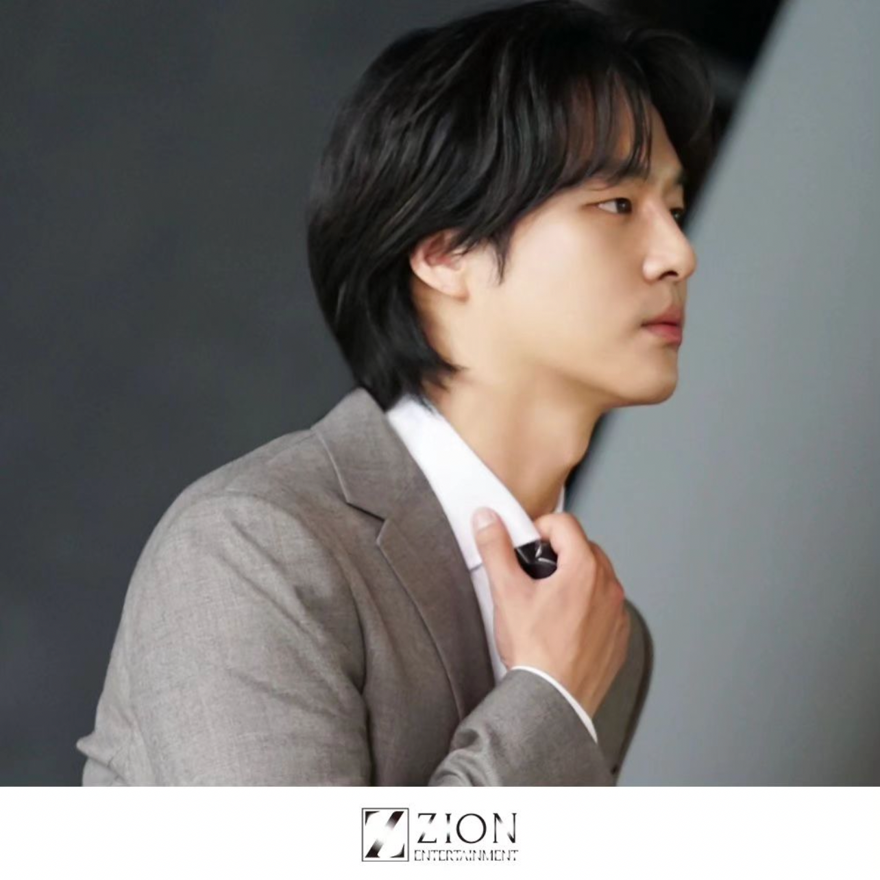 A moment captured by a fan of Yang Sejong