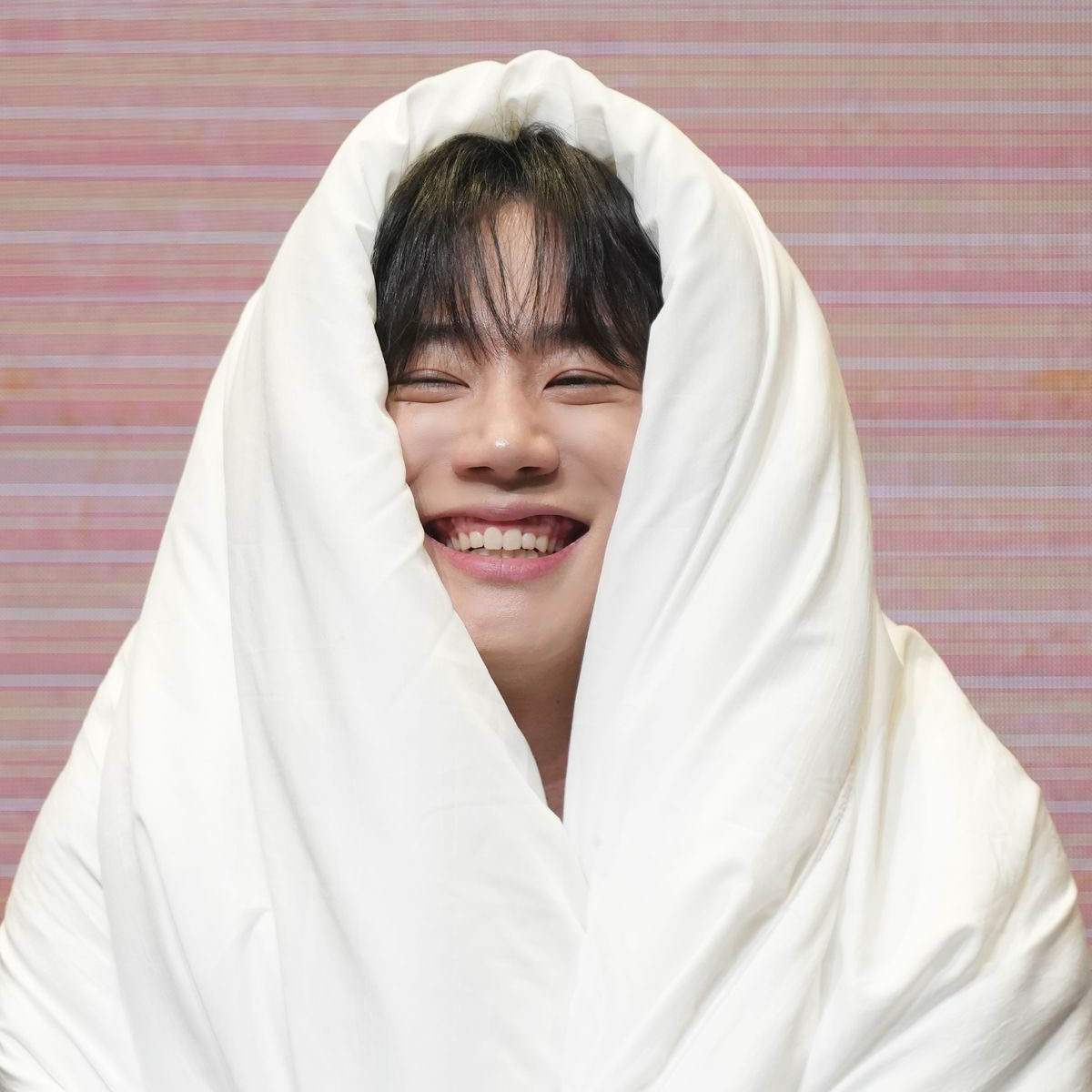 Recent activity shot of Lee Junyoung