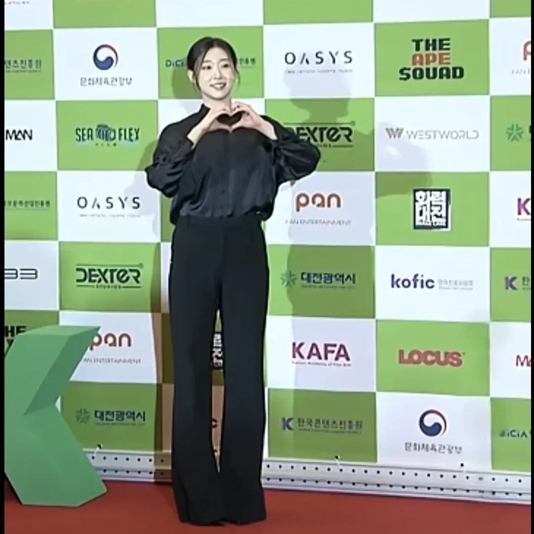Recent activity shot of Han Yeji