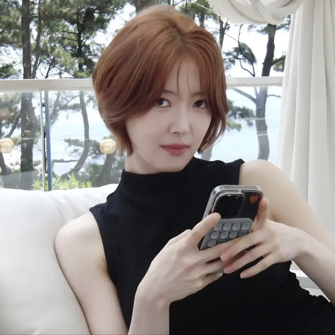 Recent activity shot of Lee Seyoung