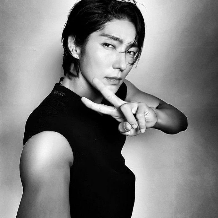 Recent activity shot of Lee Joongi