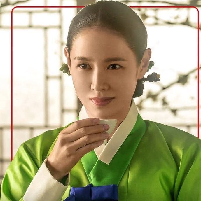 ソン・イェジンの最新写真