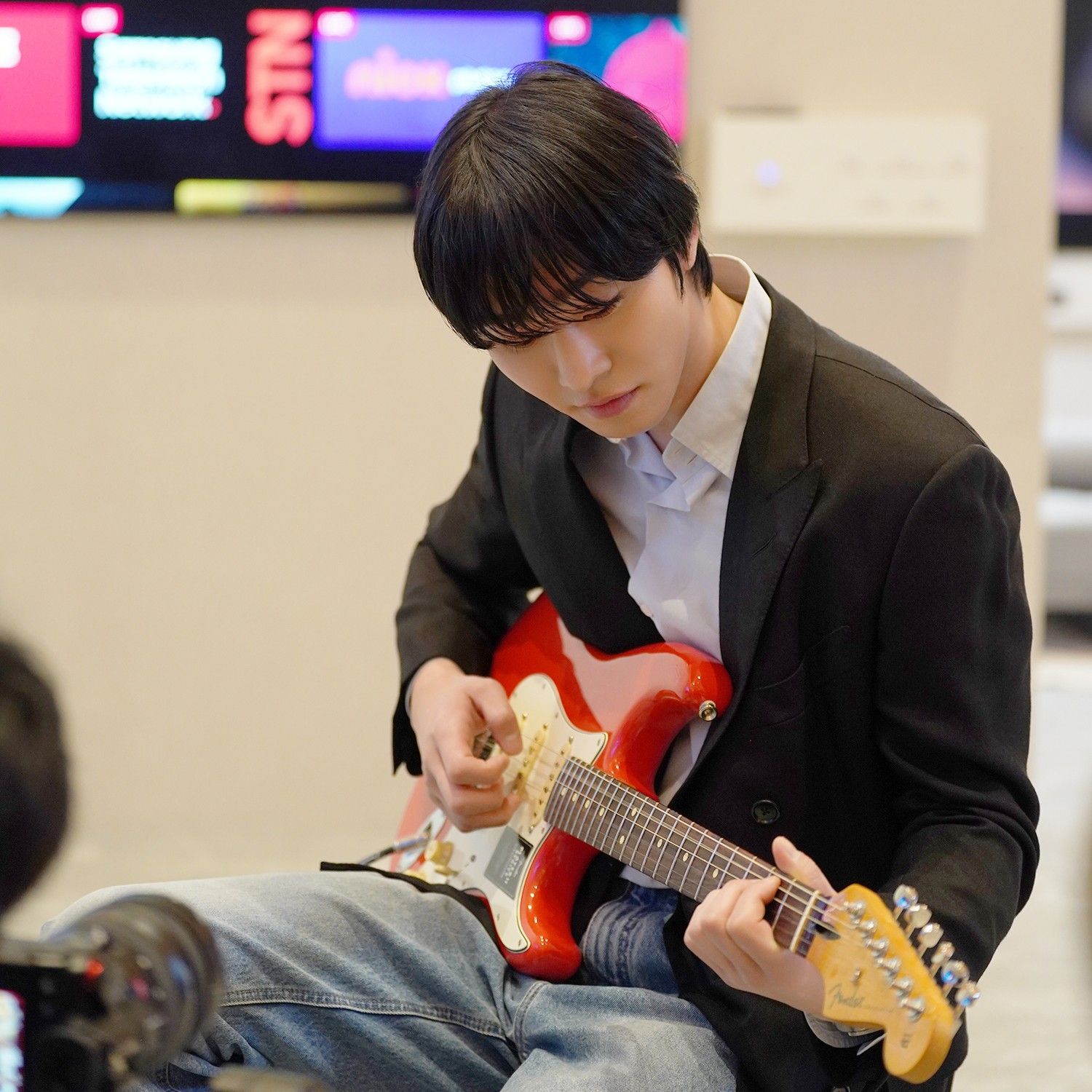 安孝燮的最新照片