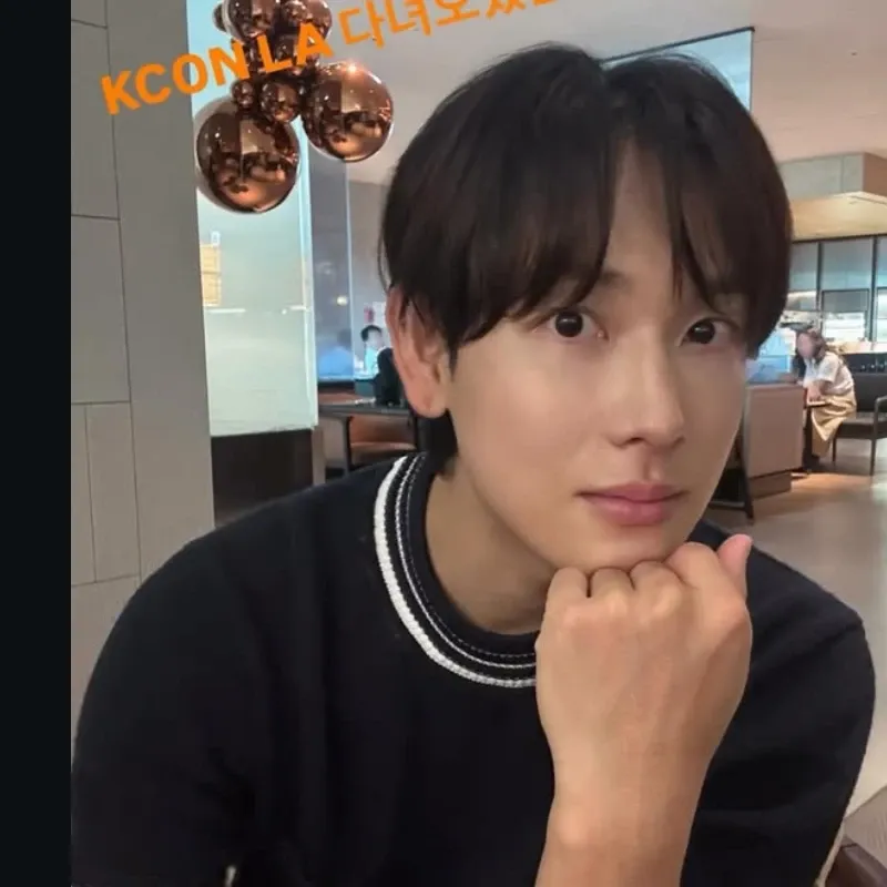 A moment captured by a fan of Yim Siwan