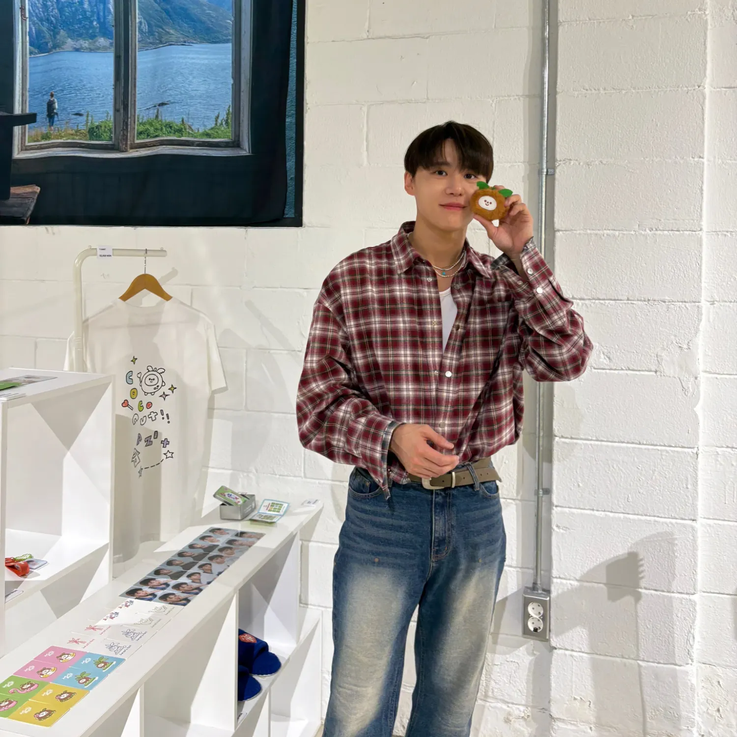 Recent activity shot of Kim Junsoo