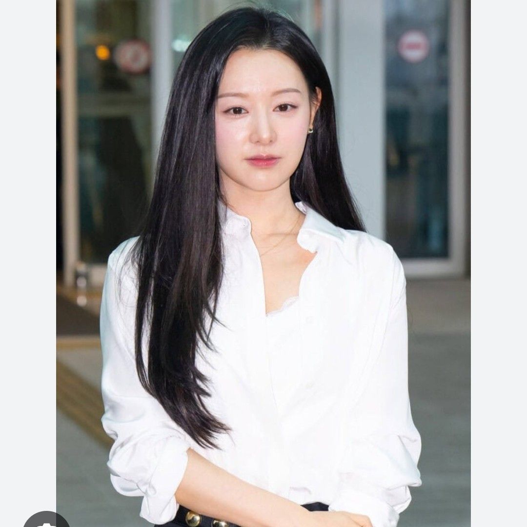 Recent activity shot of Kim Jiwon