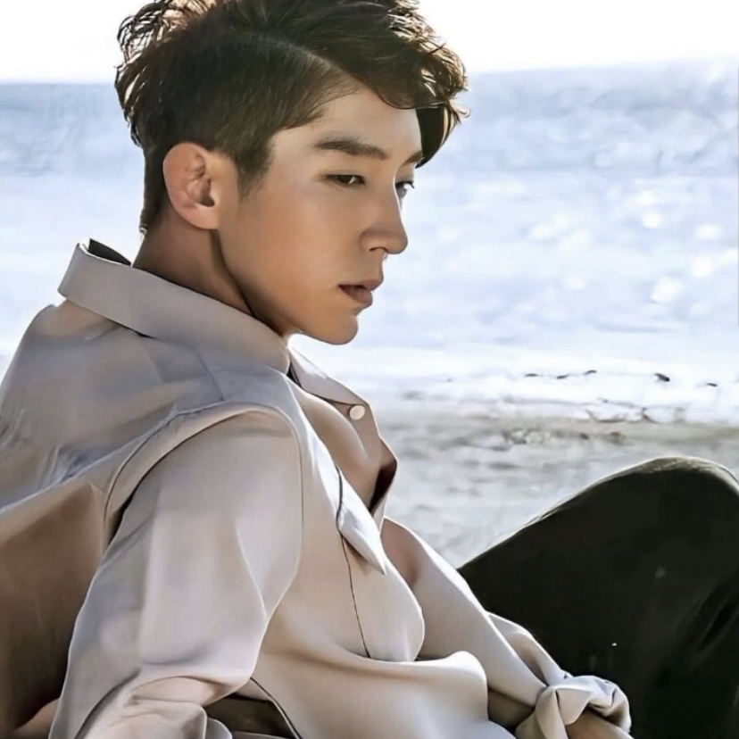 Behind-the-scenes cut of Lee Joongi