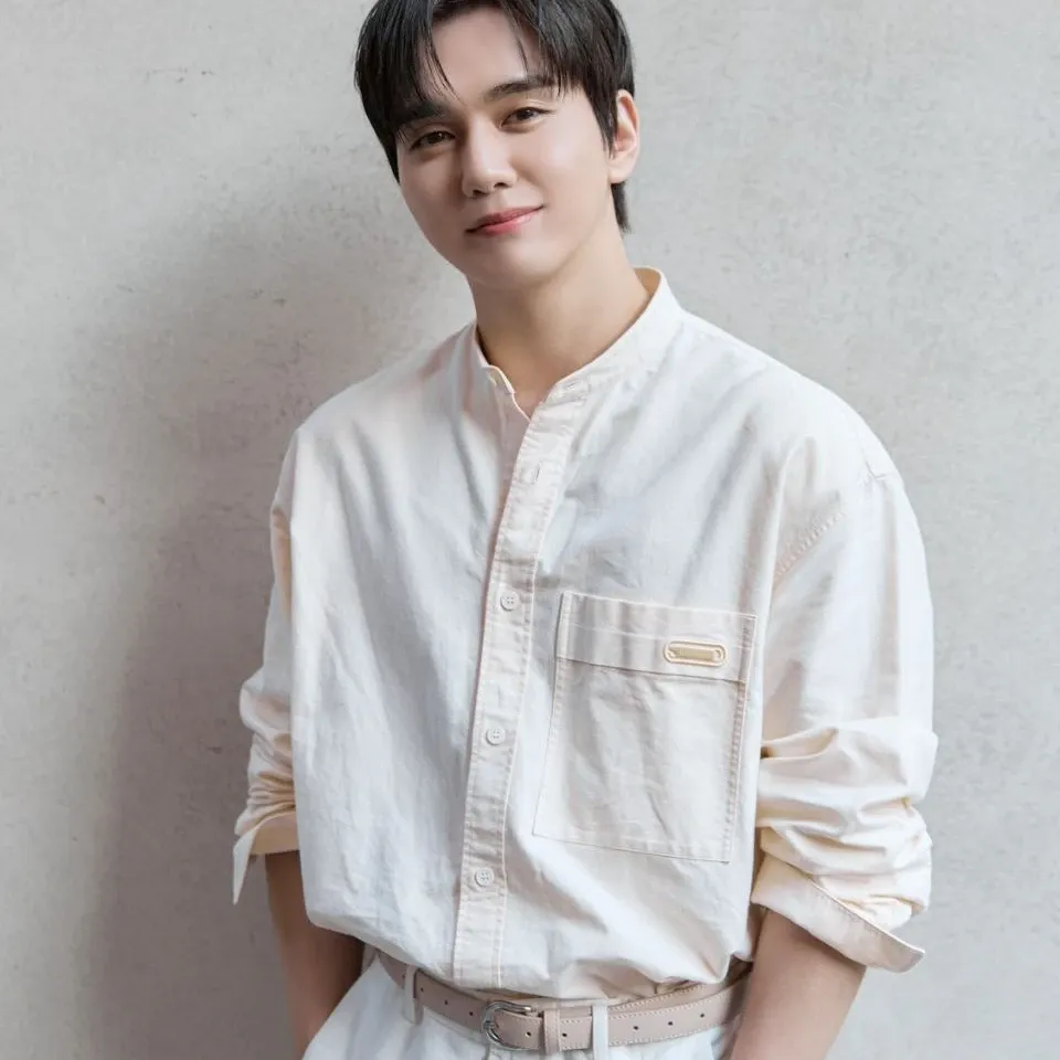 Recent activity shot of Yoo Seungho
