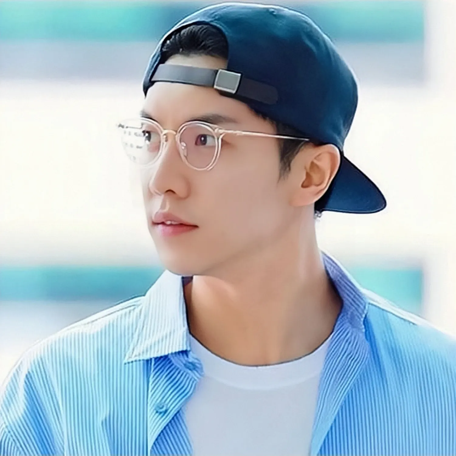 Cuplikan di balik layar dari Lee Seunggi