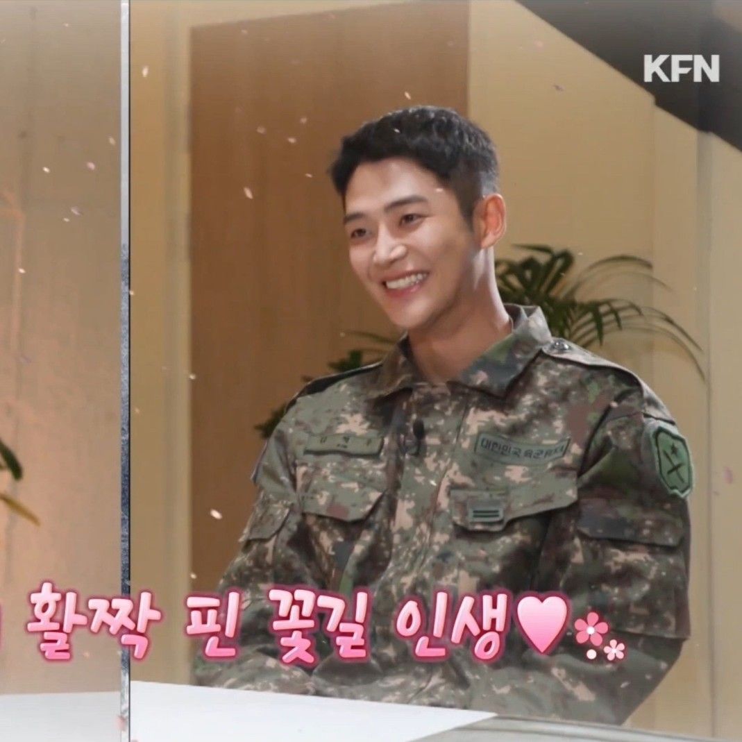 Behind-the-scenes cut of Rowoon