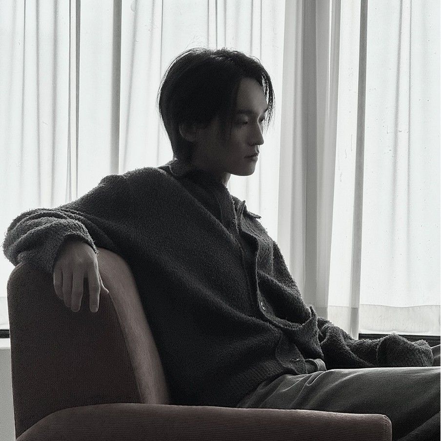 Latest photo of Choi Hojong