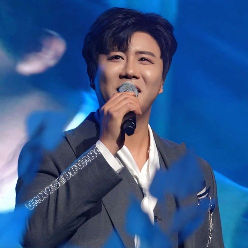 Behind-the-scenes cut of Jin Haesung