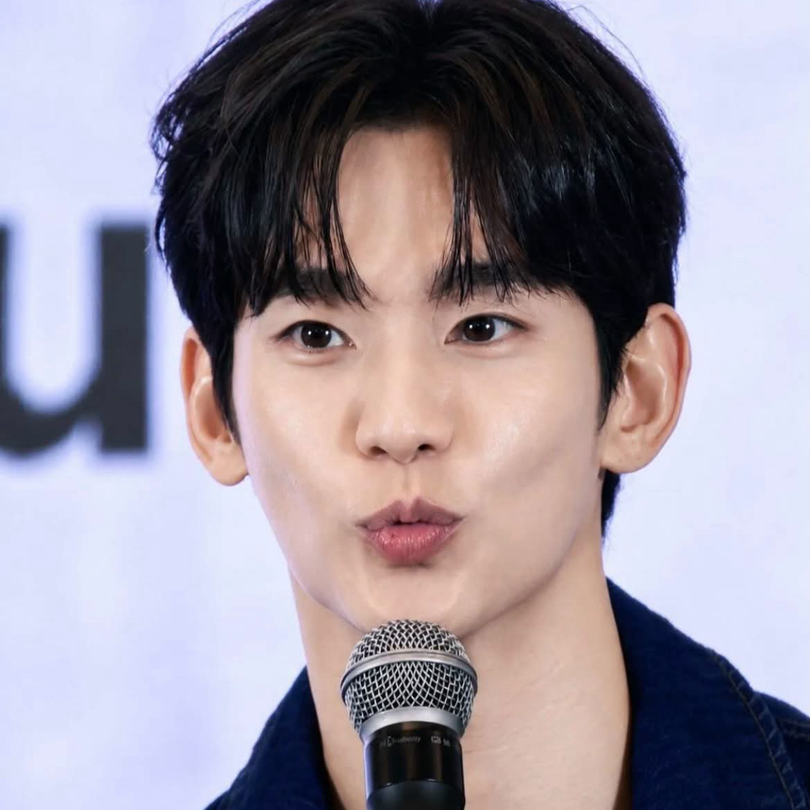 Recent activity shot of Kim Soohyun