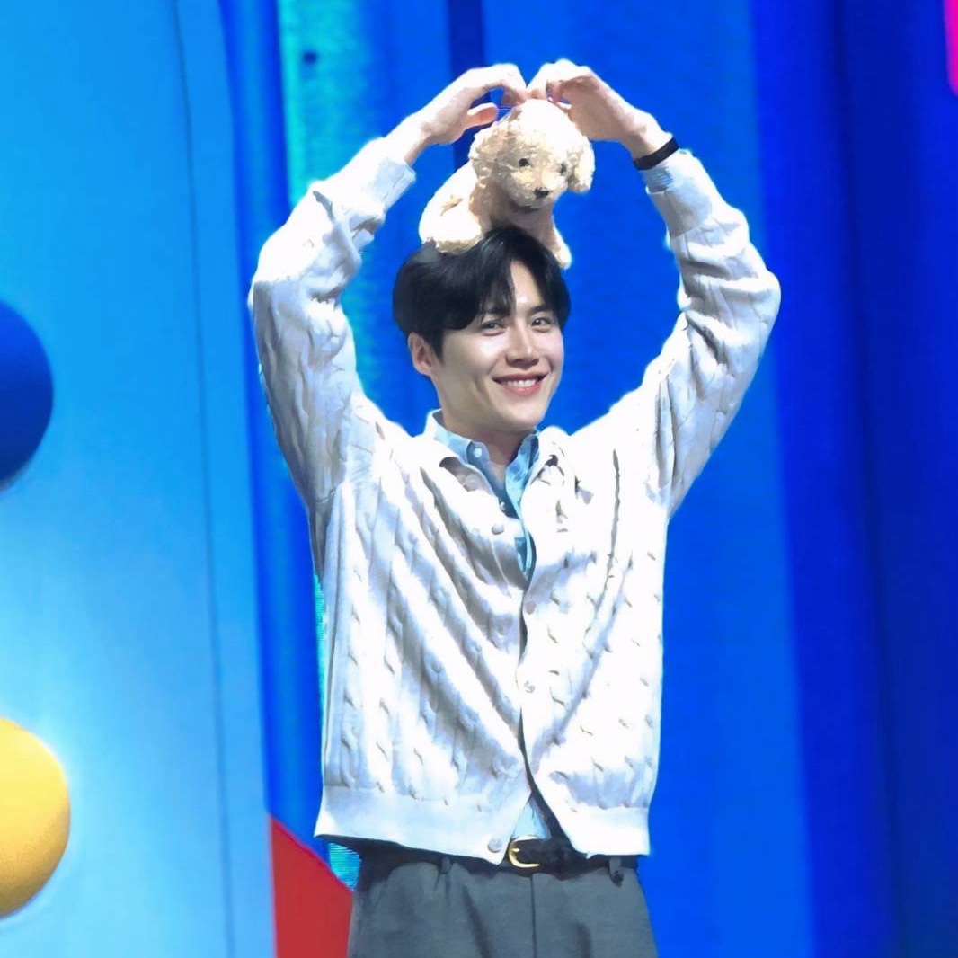 김선호의 최신 사진