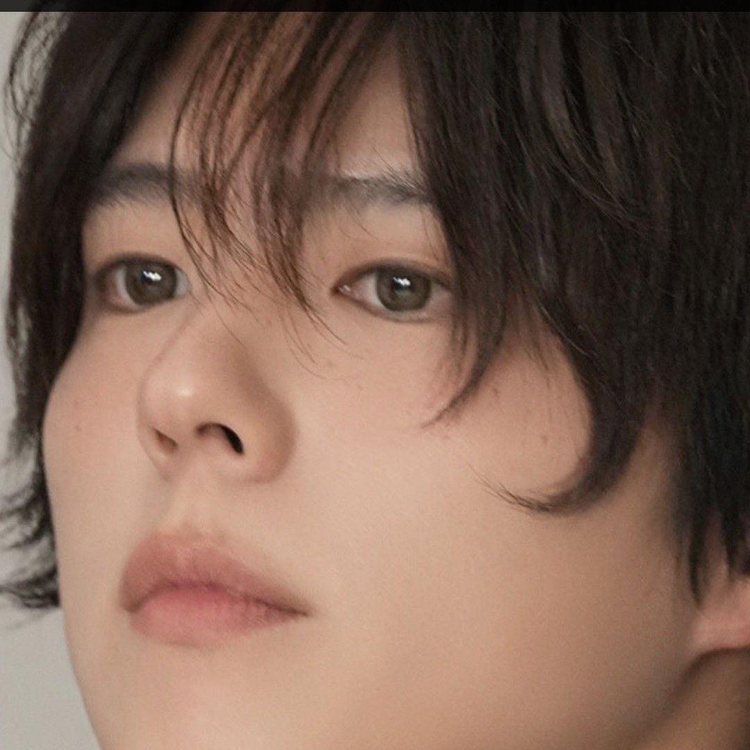 Recent activity shot of Park Bogum