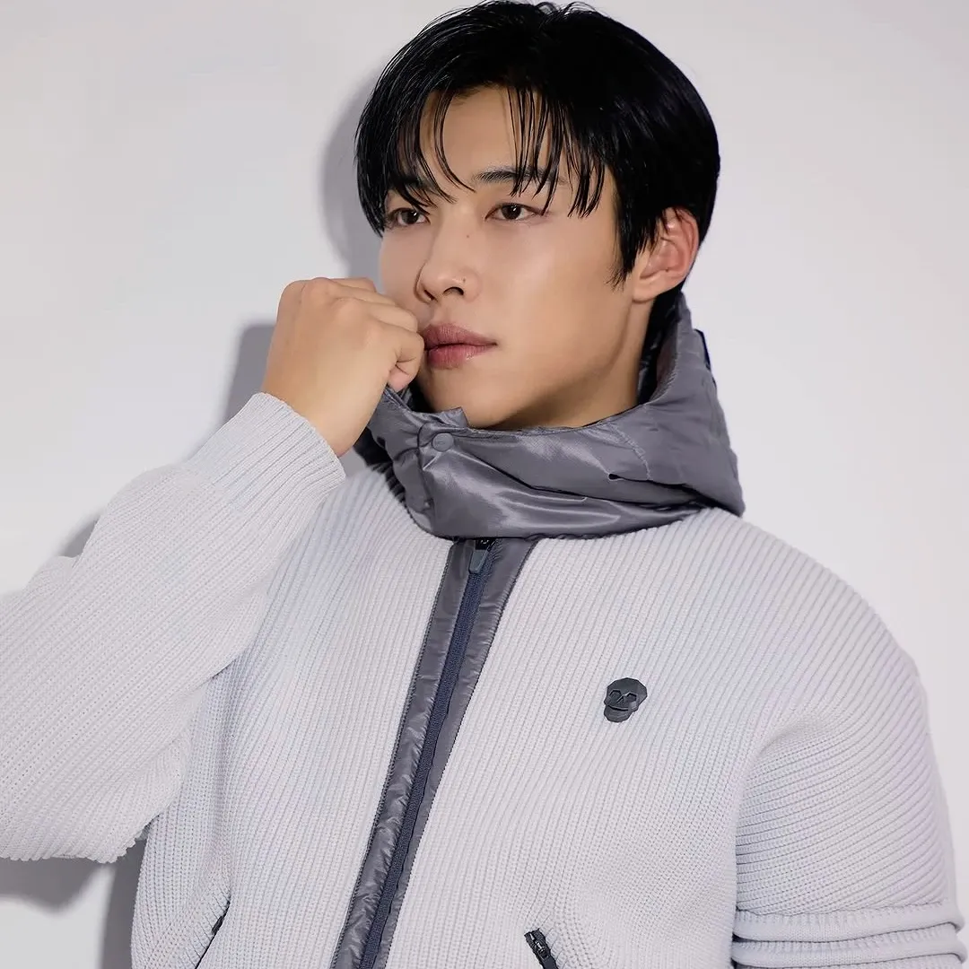 Behind-the-scenes cut of Woo Dohwan