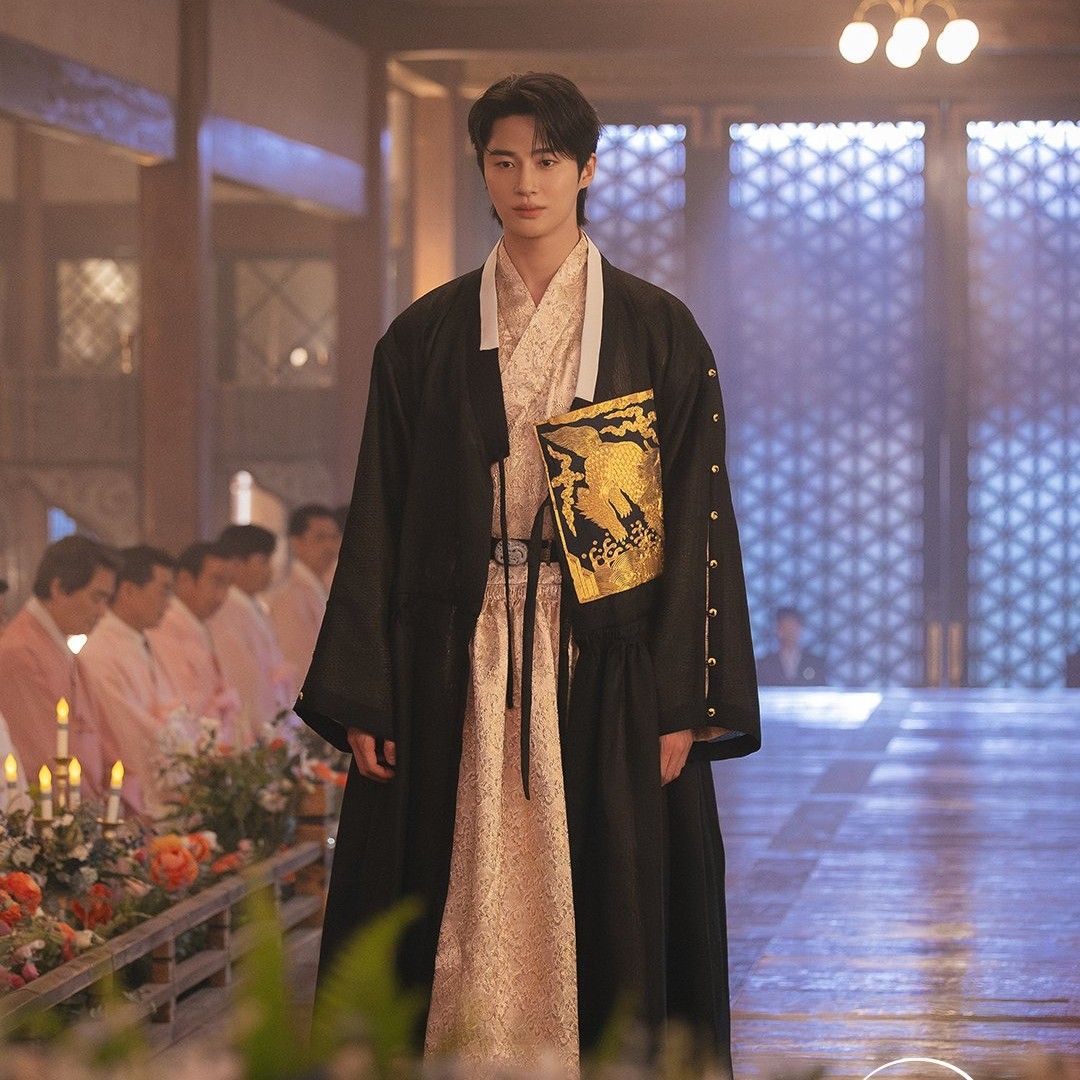 Recent activity shot of Byeon Wooseok