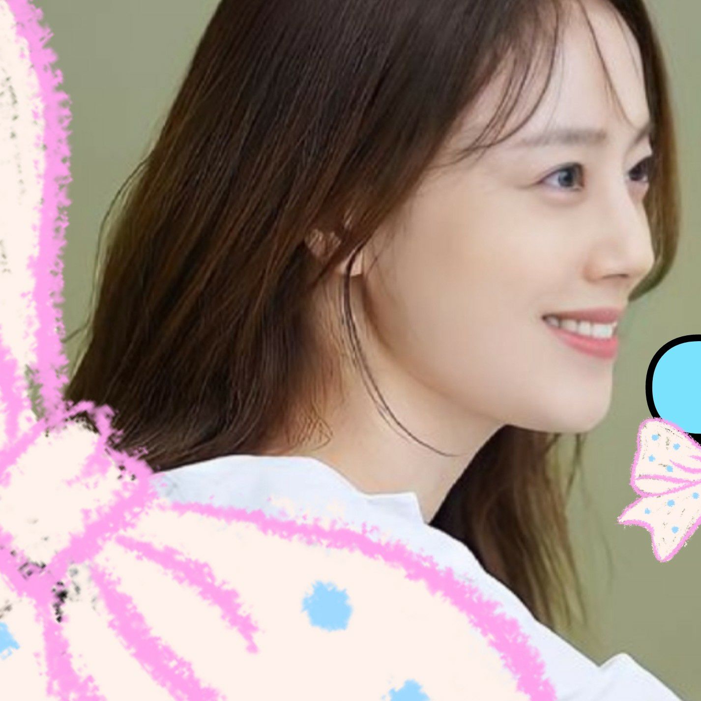 A moment captured by a fan of Moon Chaewon