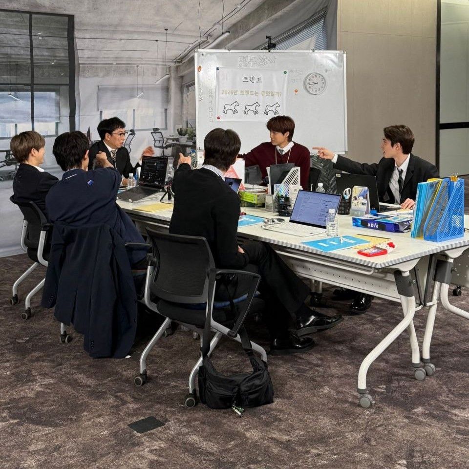 도경수 (디오)의 비하인드 컷