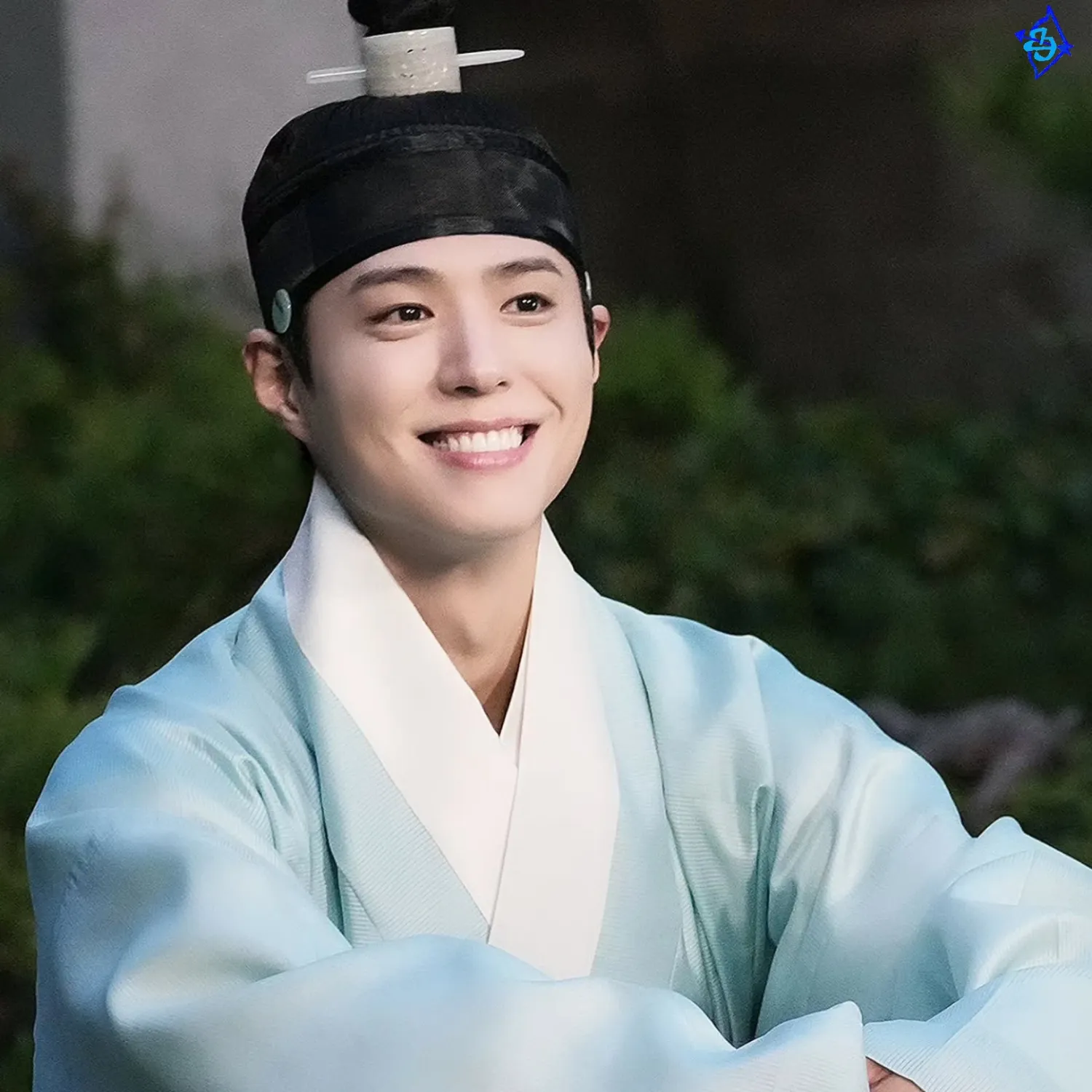 Recent activity shot of Park Bogum