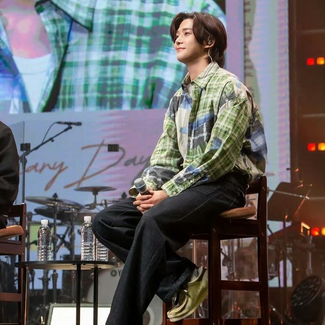 Foto kegiatan terbaru dari Rowoon