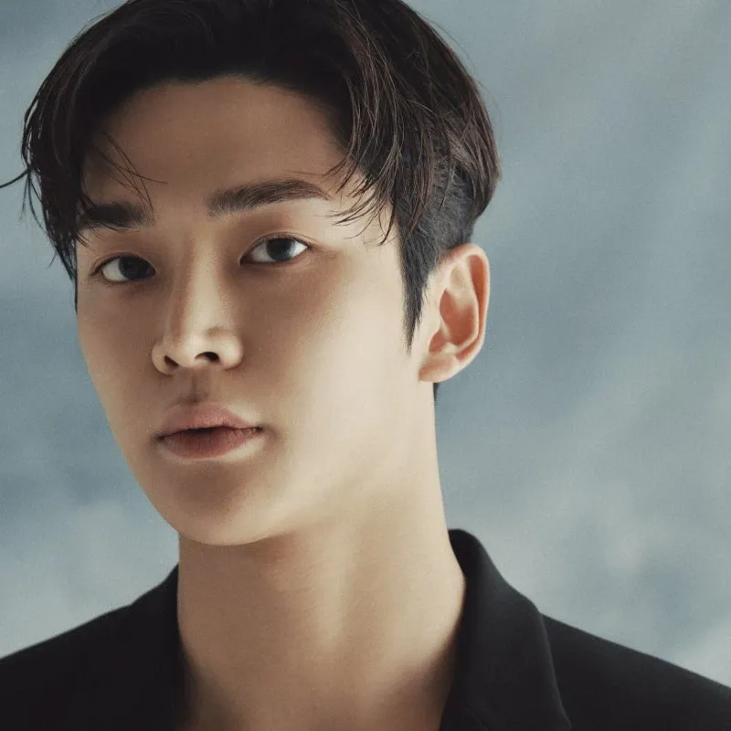 Cuplikan di balik layar dari Rowoon