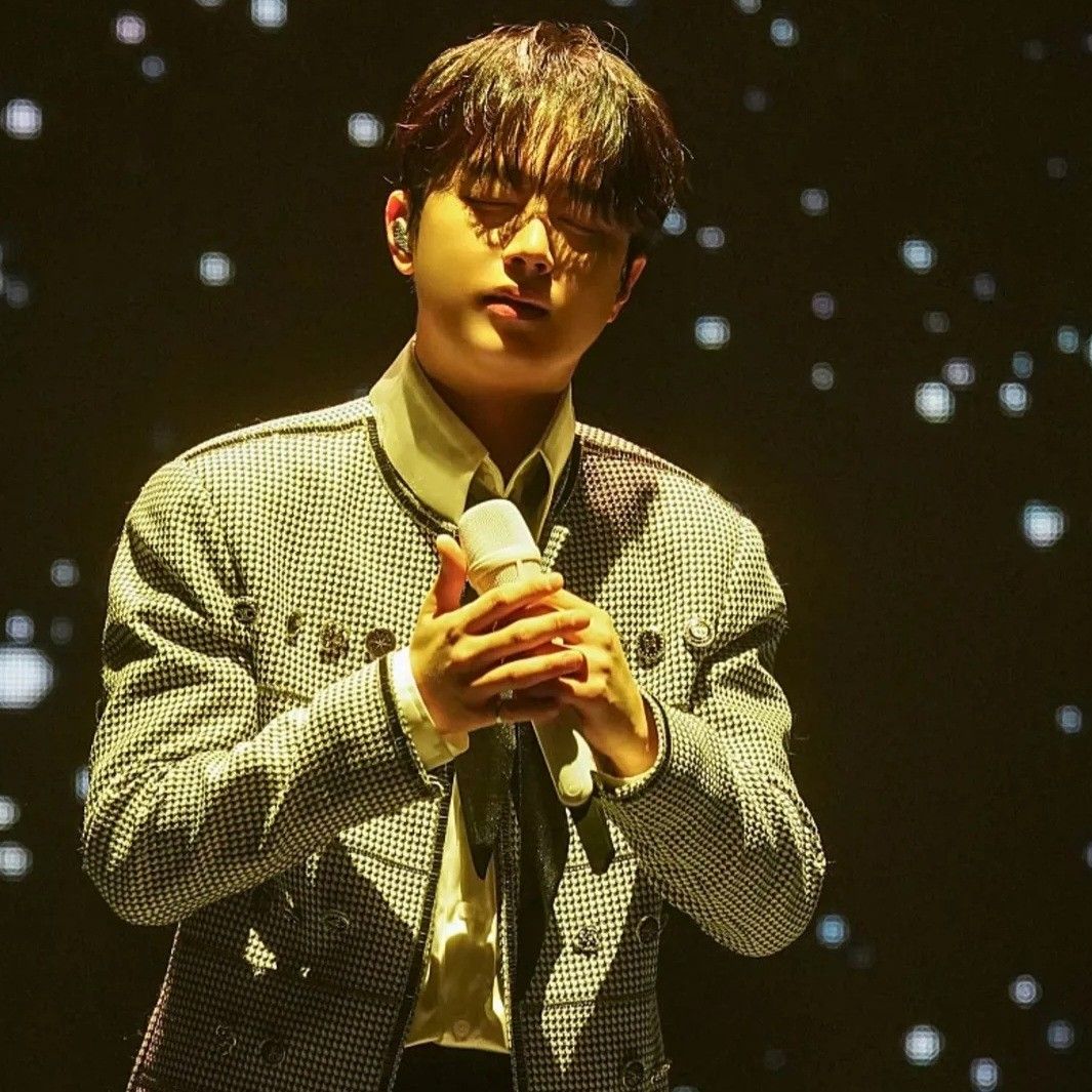 Foto terbaru dari Lee Chanwon