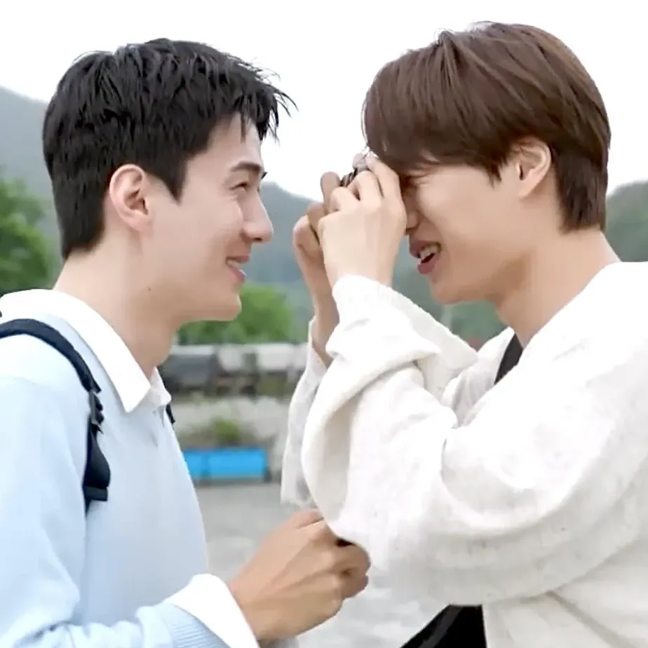 Behind-the-scenes cut of KAI