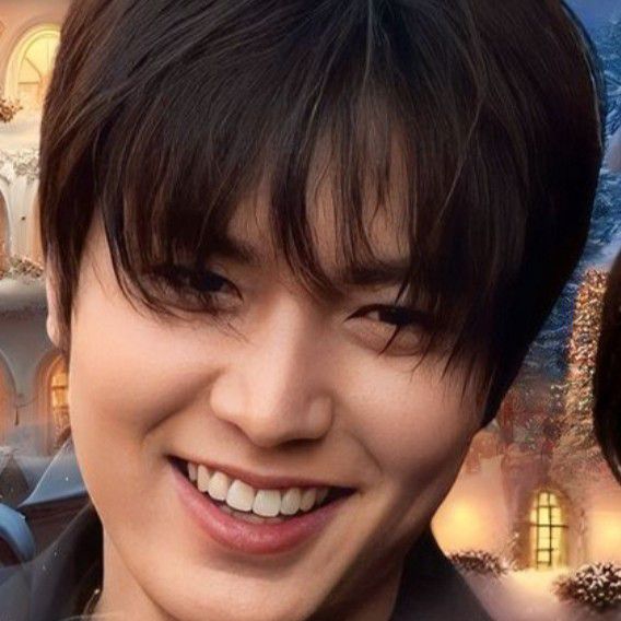 粉絲拍下的李敏鎬瞬間