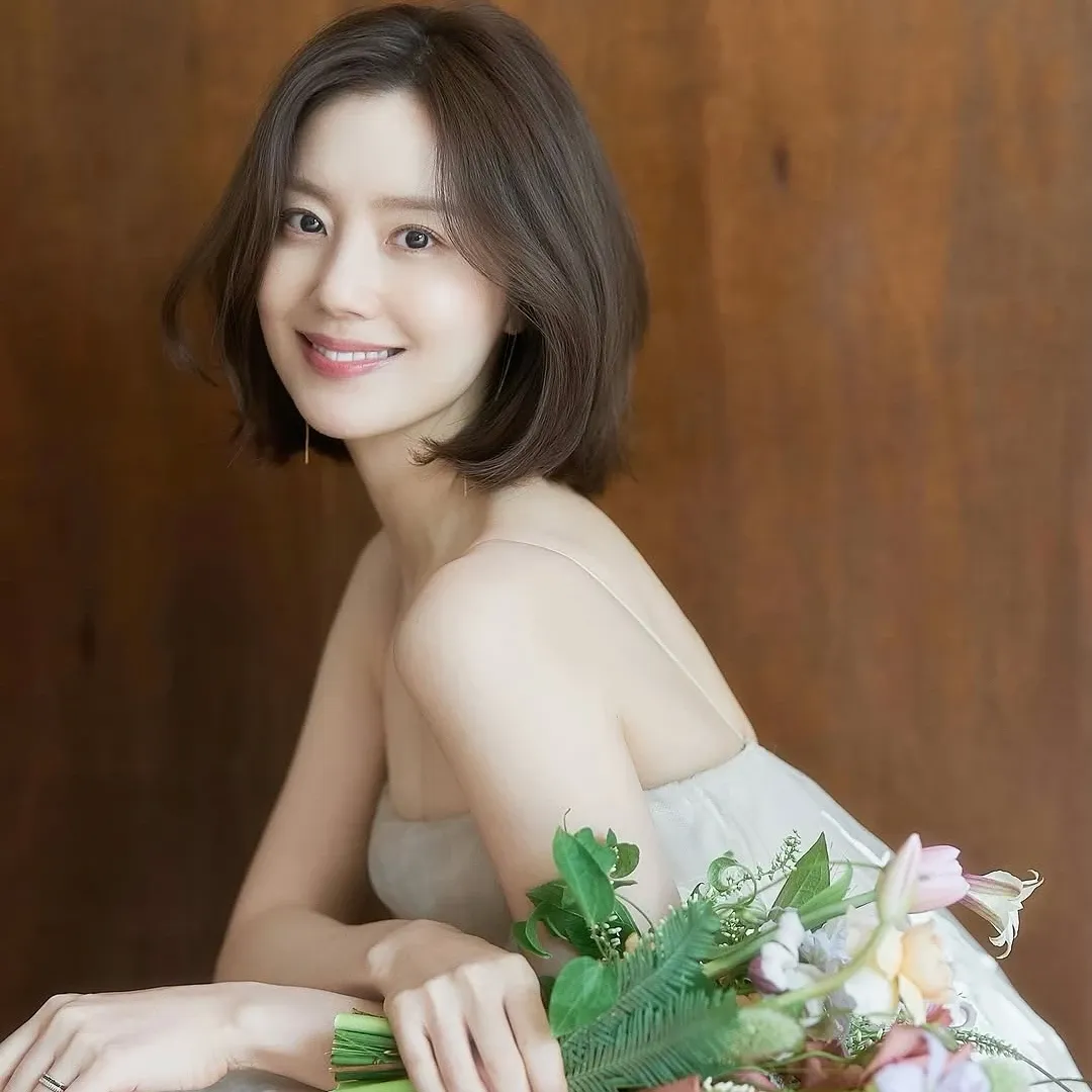 文彩元的最新照片