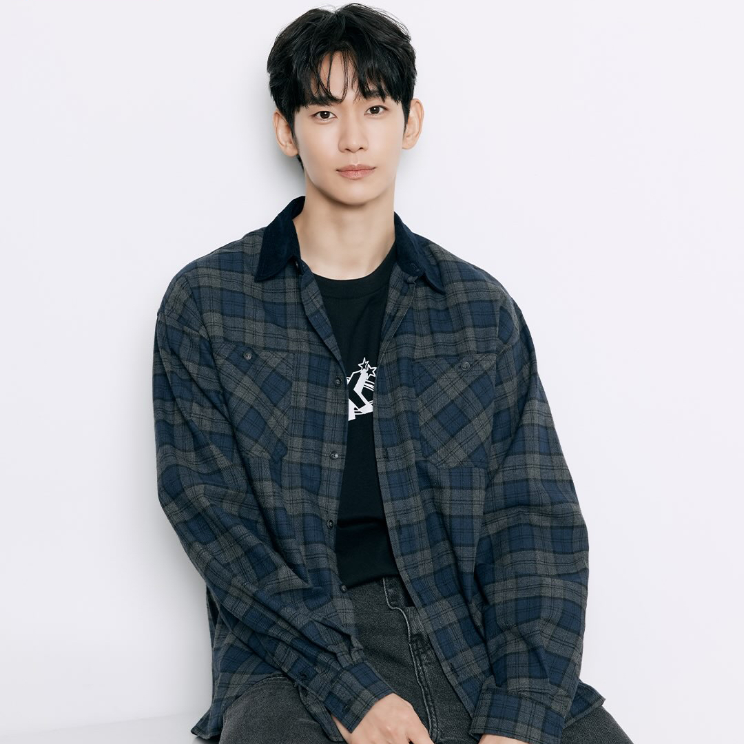 Recent activity shot of Kim Soohyun