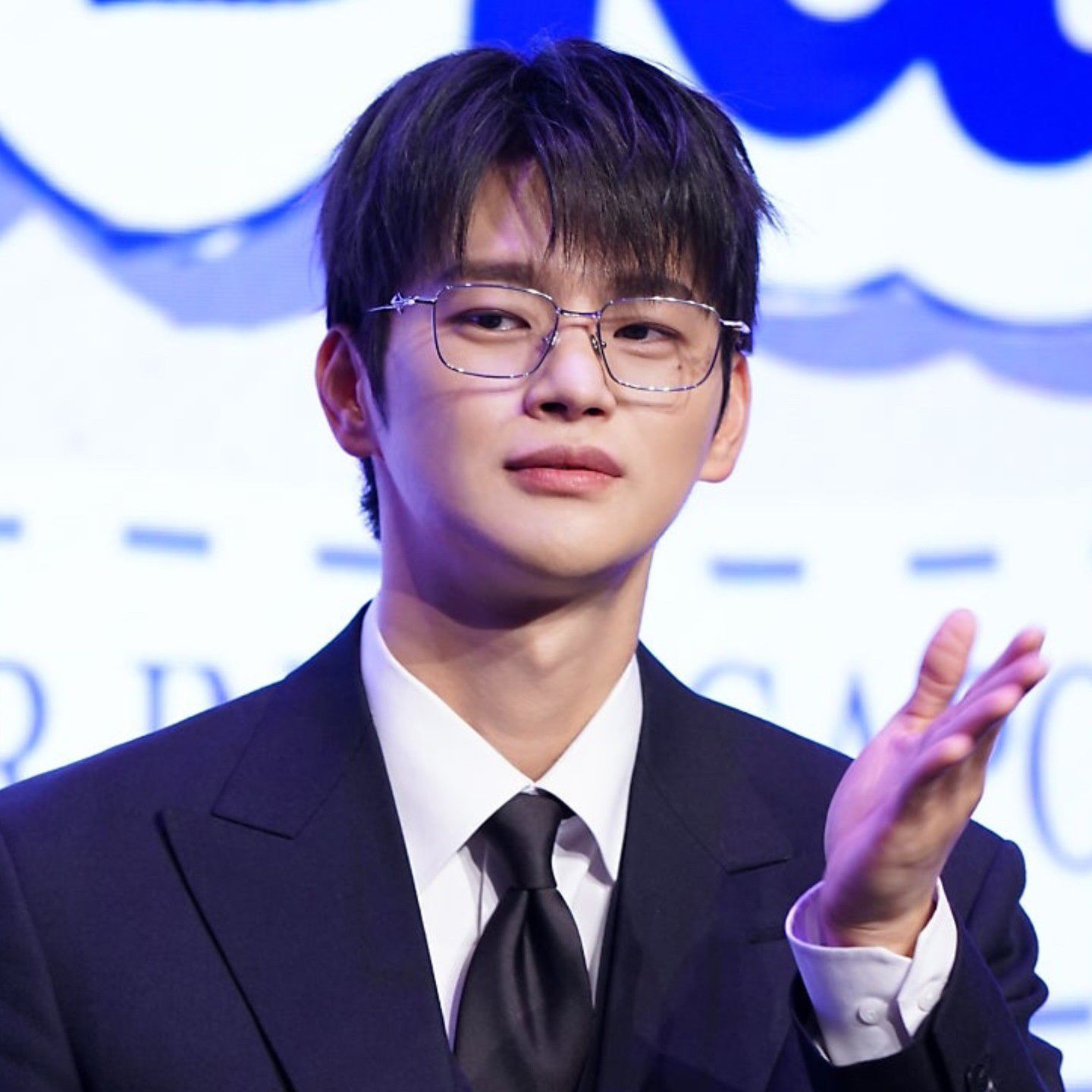 서인국 최근 활동샷