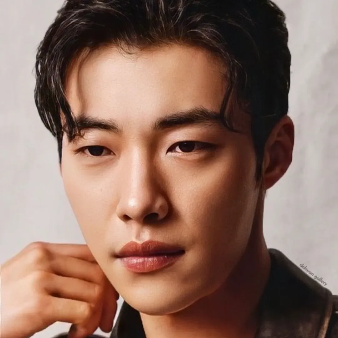 Behind-the-scenes cut of Woo Dohwan