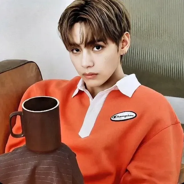 Behind-the-scenes cut of Kim Taehyung (V)