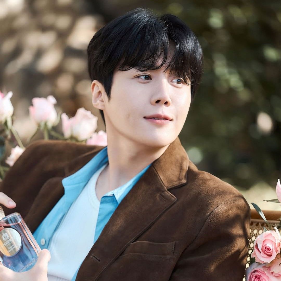 Foto terbaru dari Kim Seonho