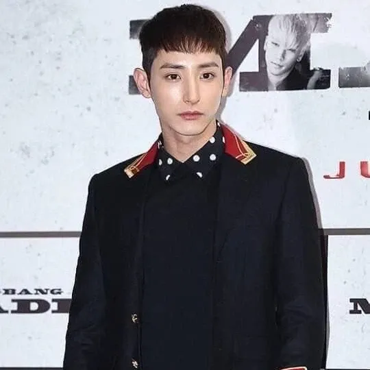 Behind-the-scenes cut of Lee Soohyuk