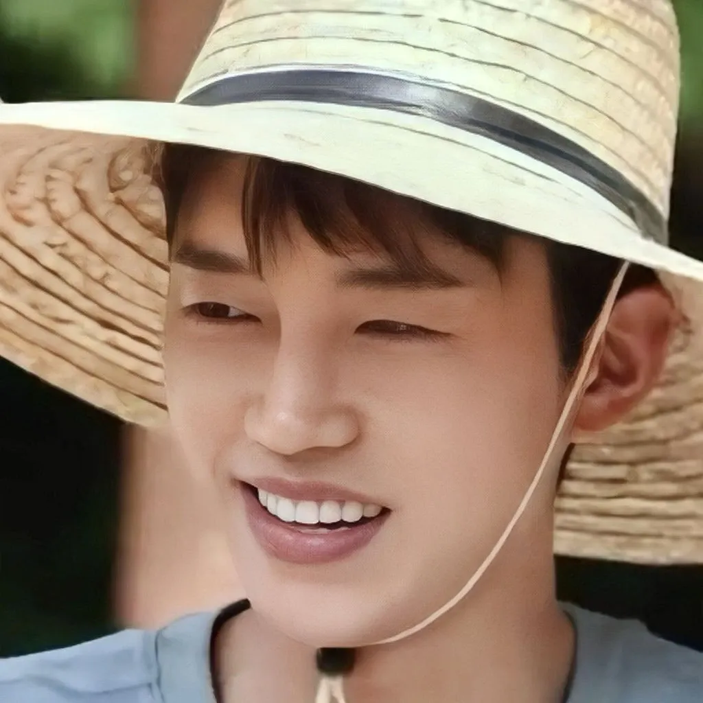 Cuplikan di balik layar dari Lim Youngwoong
