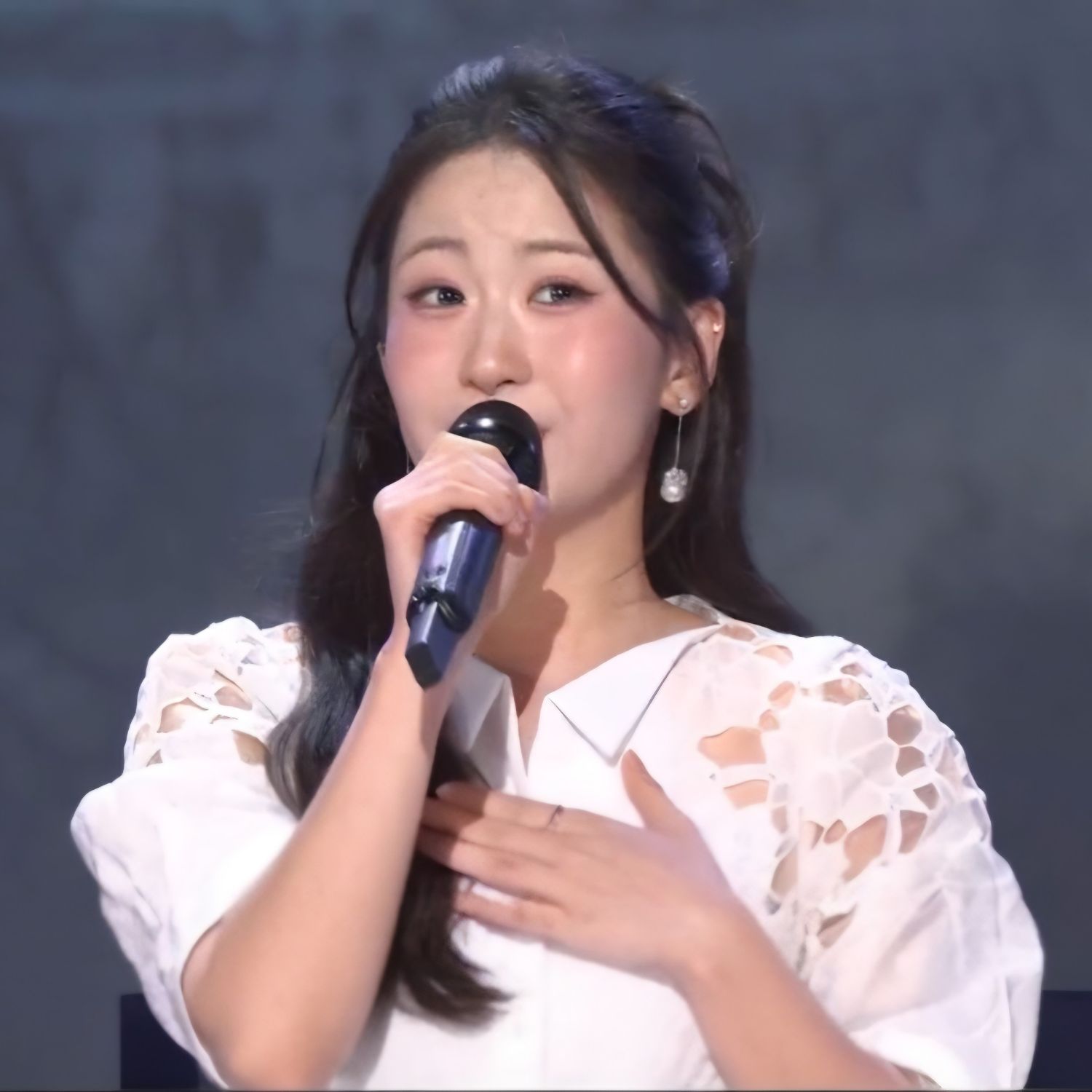 Recent activity shot of Oh Yujin