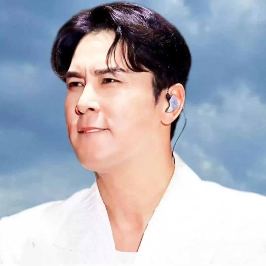 Foto kegiatan terbaru dari Jang Minho