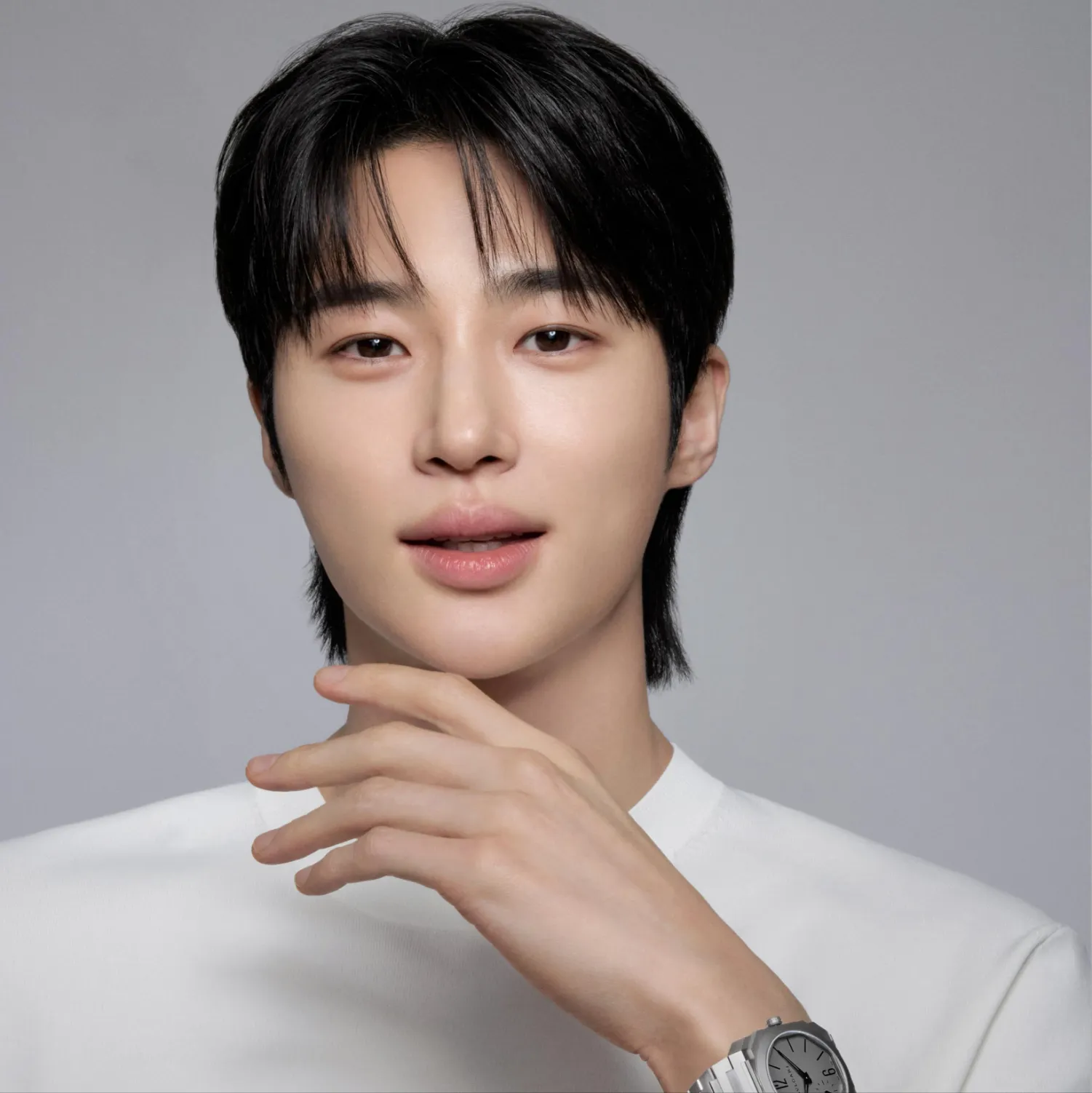 Behind-the-scenes cut of Byeon Wooseok
