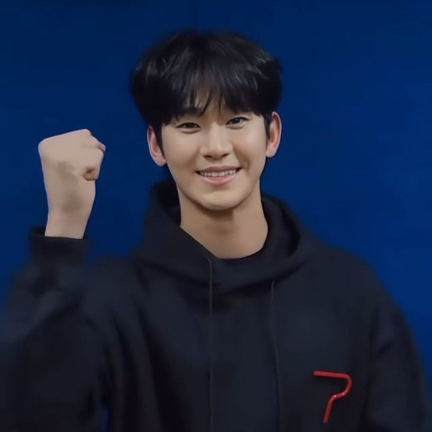 金秀贤的幕后花絮