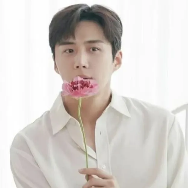 Latest photo of Kim Seonho