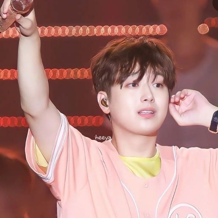 Cuplikan di balik layar dari Lee Chanwon