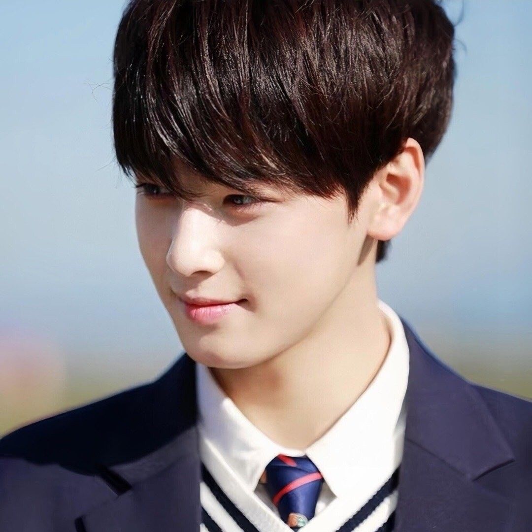 Momen yang diabadikan oleh penggemar Cha Eunwoo